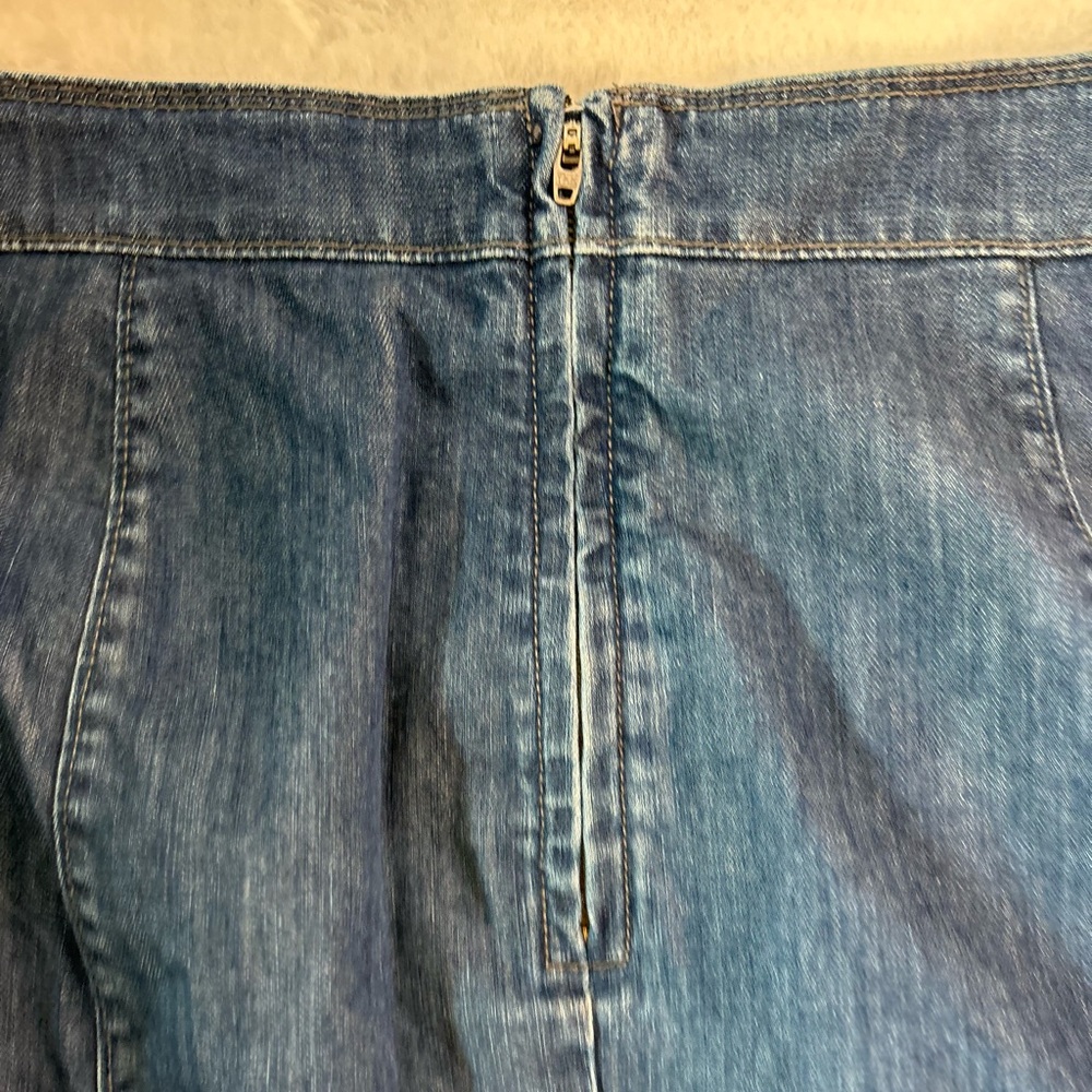 Ann Taylor Denim Pencil Skirt Women’s Size 12 Blue Stretch Midi Skirt - Picture 5 of 11